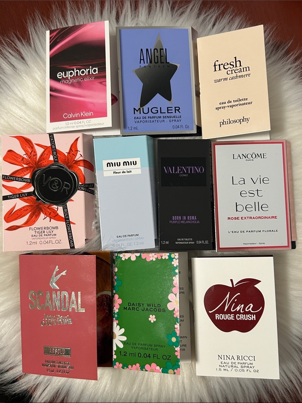 10 pieces Assorted Designer women’s Sample Lot - Mixed Colors